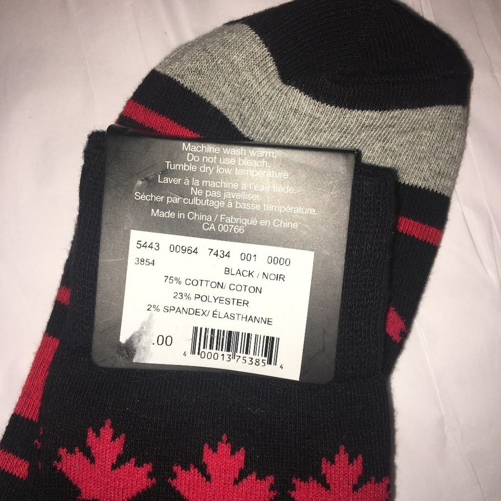 NWT Bellissimo Socks Canadian - Picture 6 of 7
